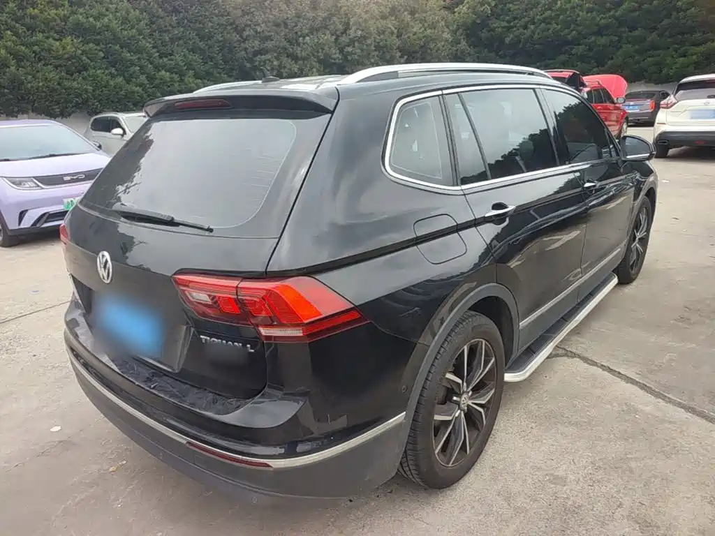 Tiguan L Facelift 330 TSI Auto 2 WD Smart Motion Luxury CN-VI