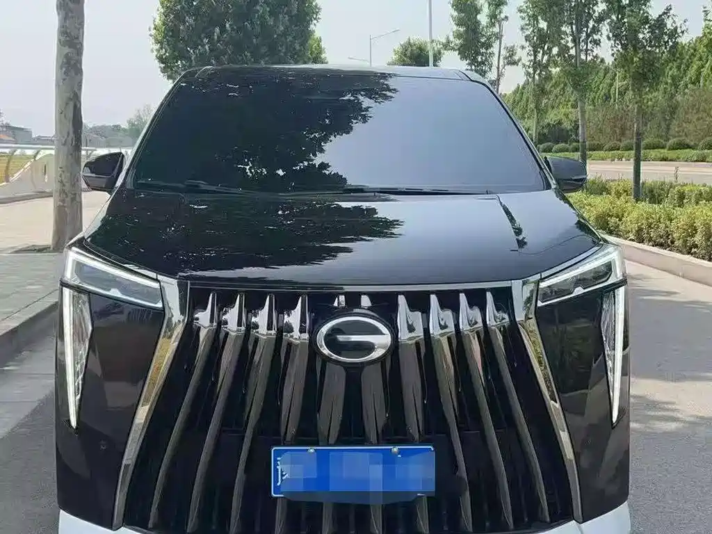 GAC Trumpchi M8 Grandmaster Series Dual Engine Flagship