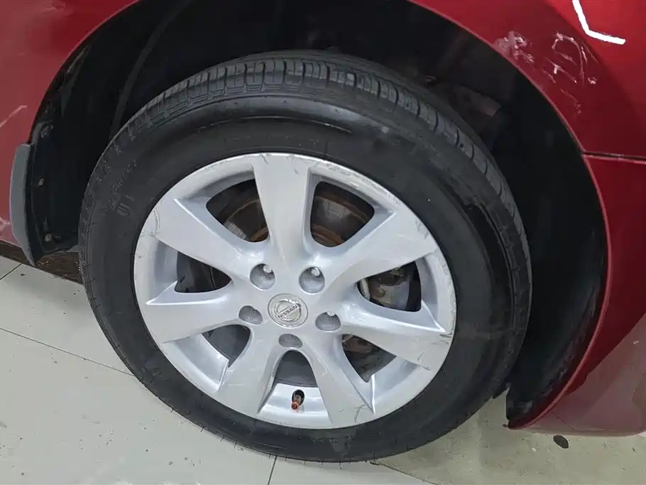Tiida 1.6 L CVT Comfort