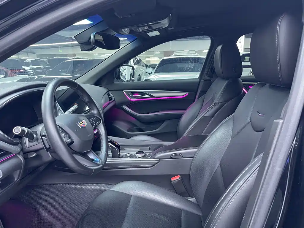 Cadillac CT5 28 T Luxury (Standard)
