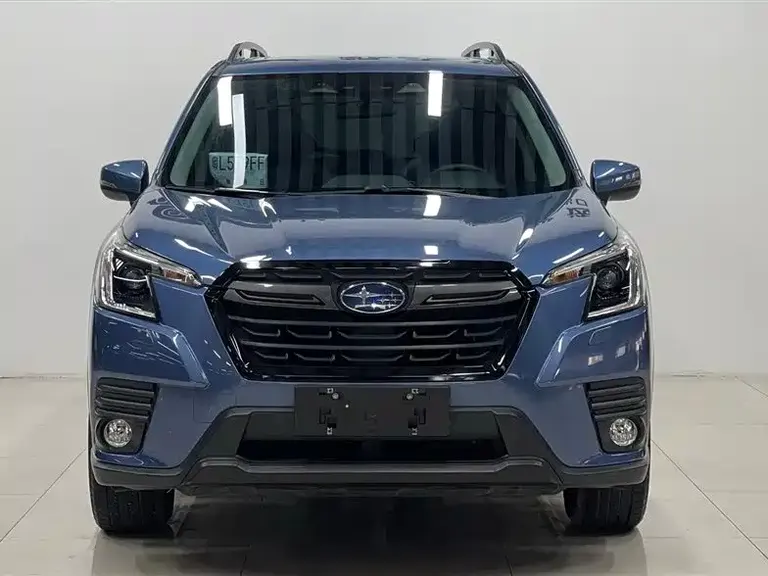 Subaru Forester 2.0 i AWD Luxury EyeSight
