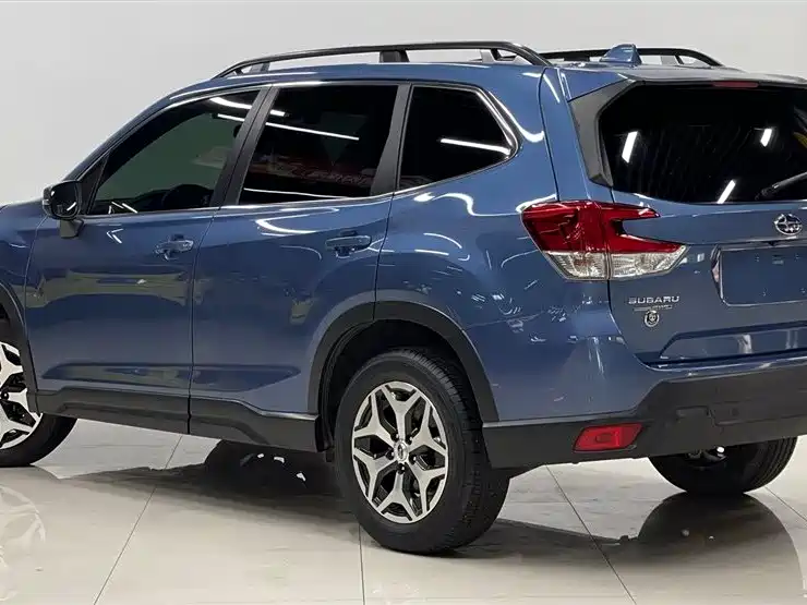Forester 2.0 i AWD Luxury EyeSight