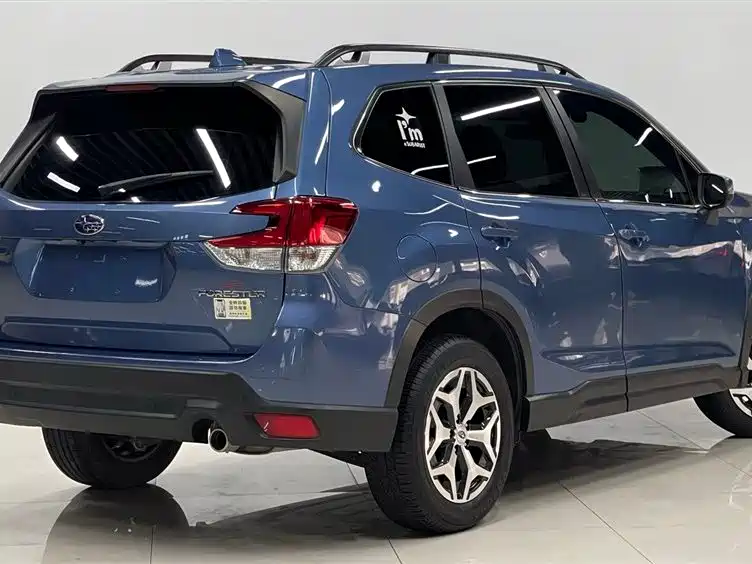 Forester 2.0 i AWD Luxury EyeSight