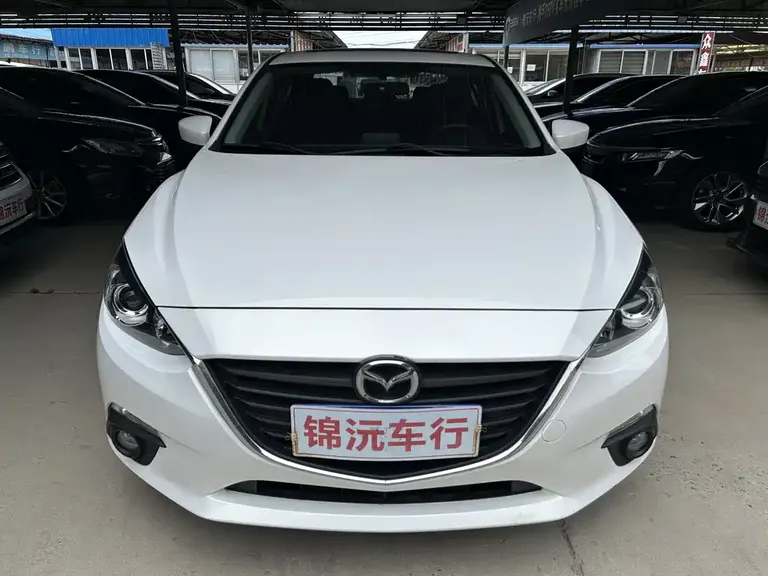 Mazda 3 Axela Sedan 1.5 L Auto Luxury