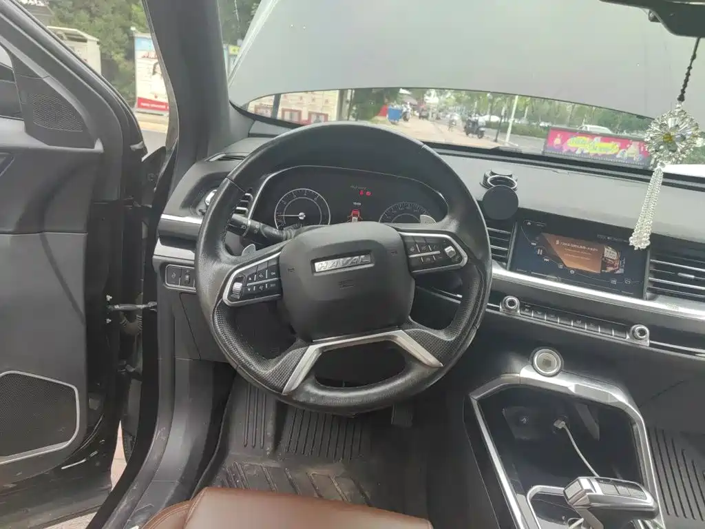 Haval H6 Red Label 2.0 T Auto 2 WD Smart Style
