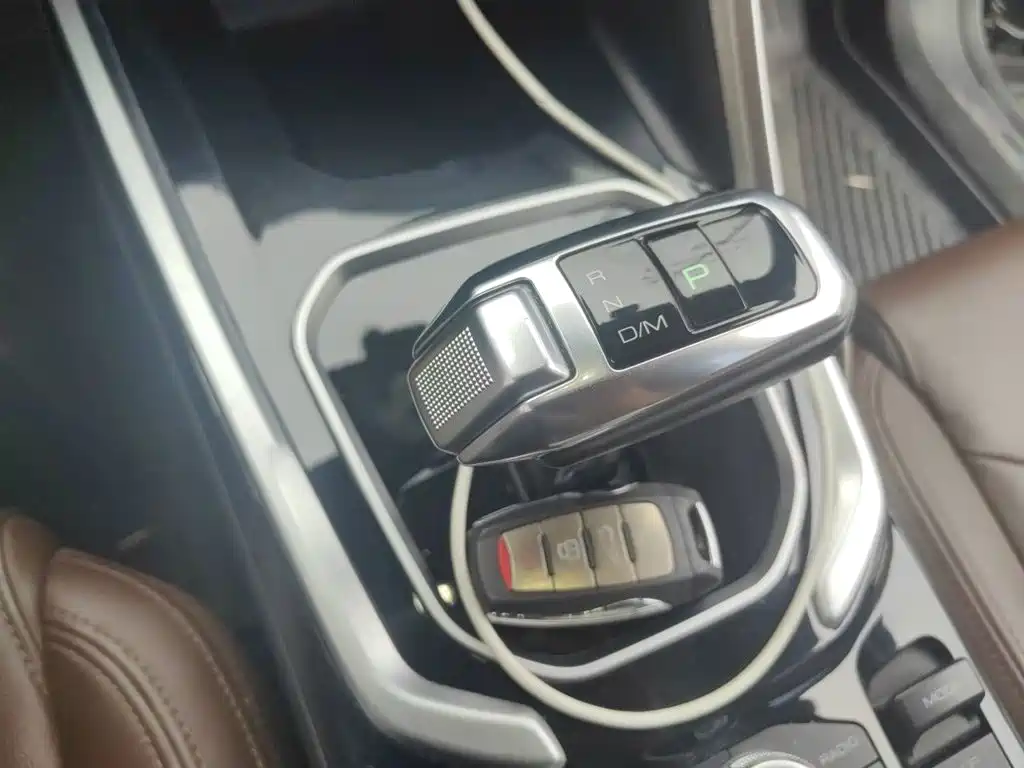 Haval H6 Red Label 2.0 T Auto 2 WD Smart Style
