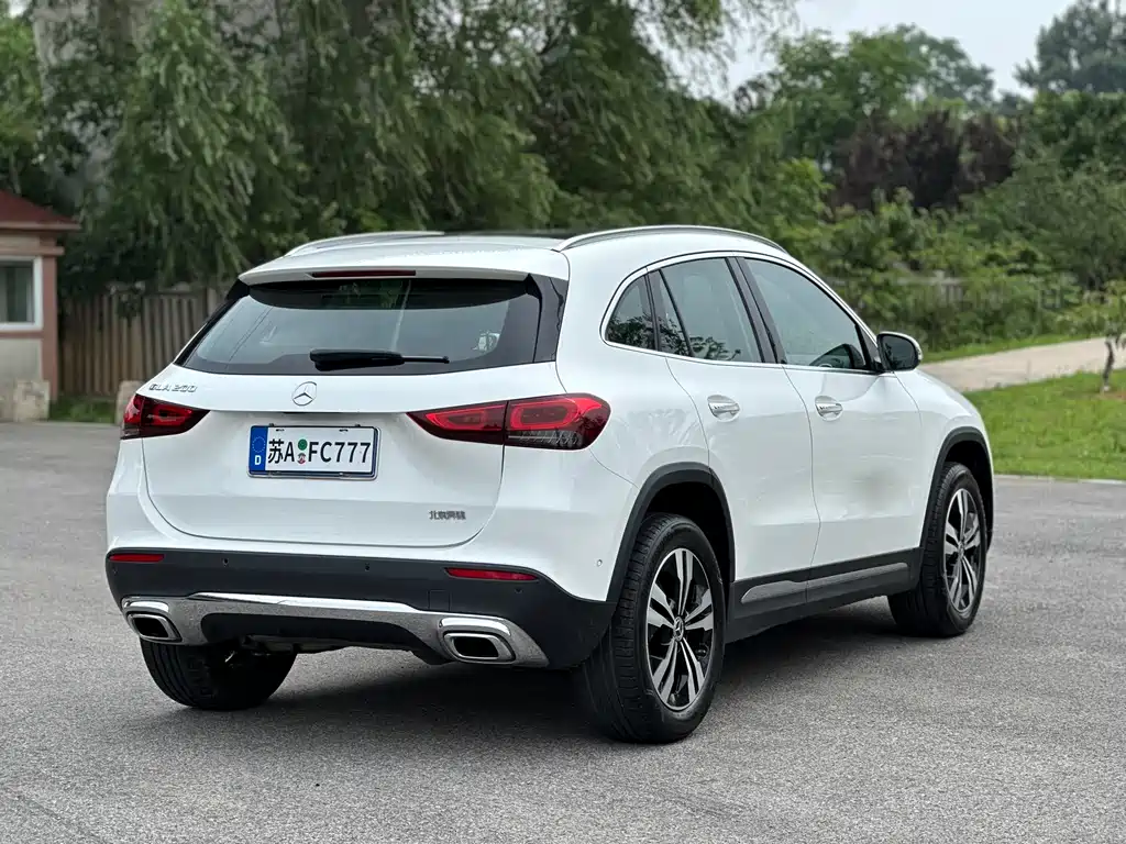 Mercedes-Benz GLA GLA 200