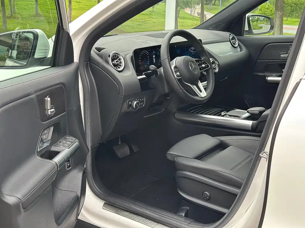 Mercedes-Benz GLA GLA 200