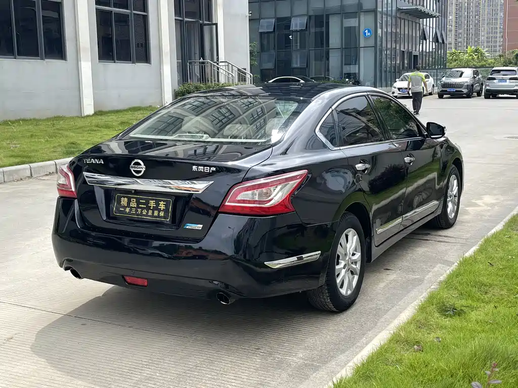 Teana 2.0 L XL Upper Champions Tech
