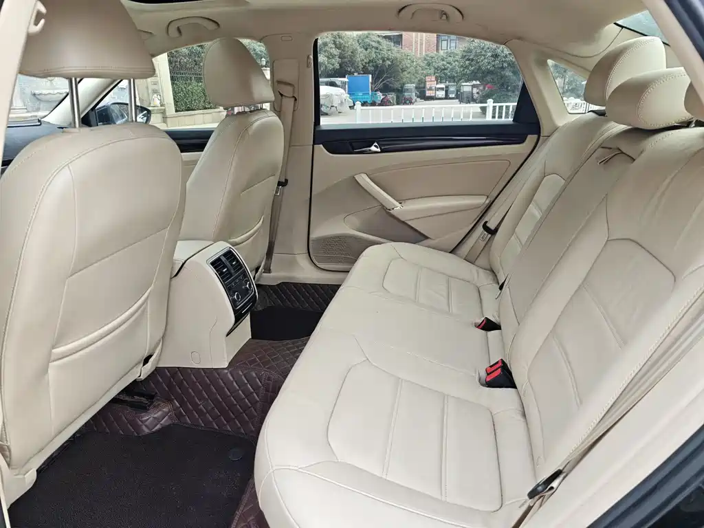 Passat 1.4 TSI DSG Honored