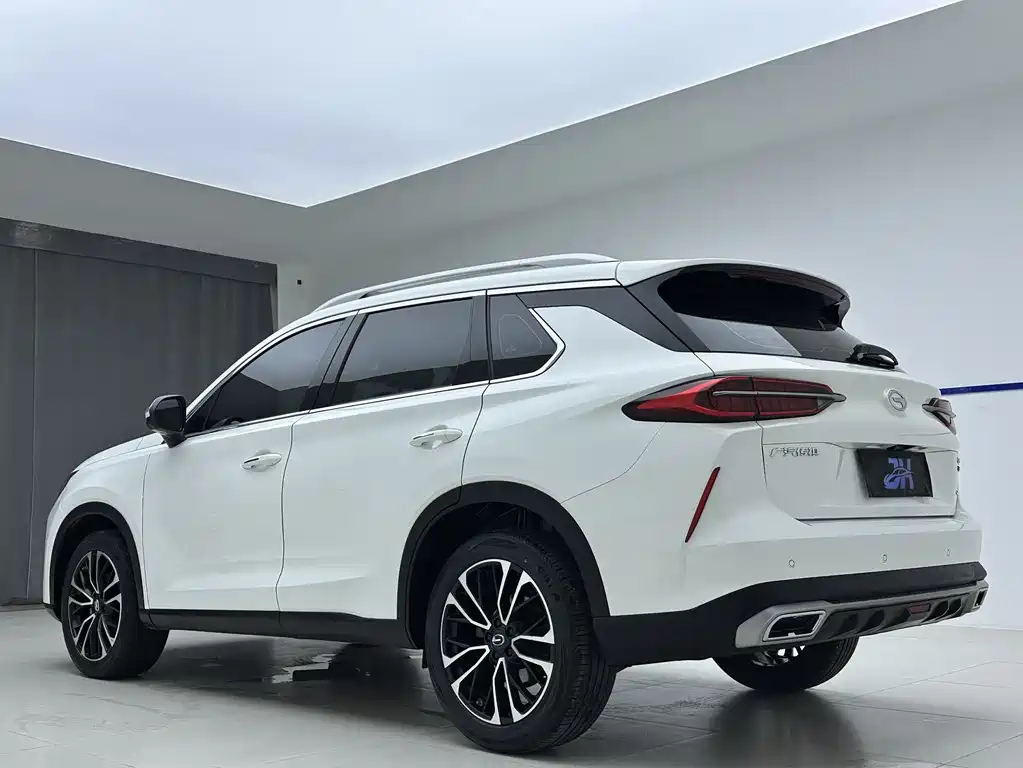 Trumpchi GS4 PLUS 270 T Auto Starry