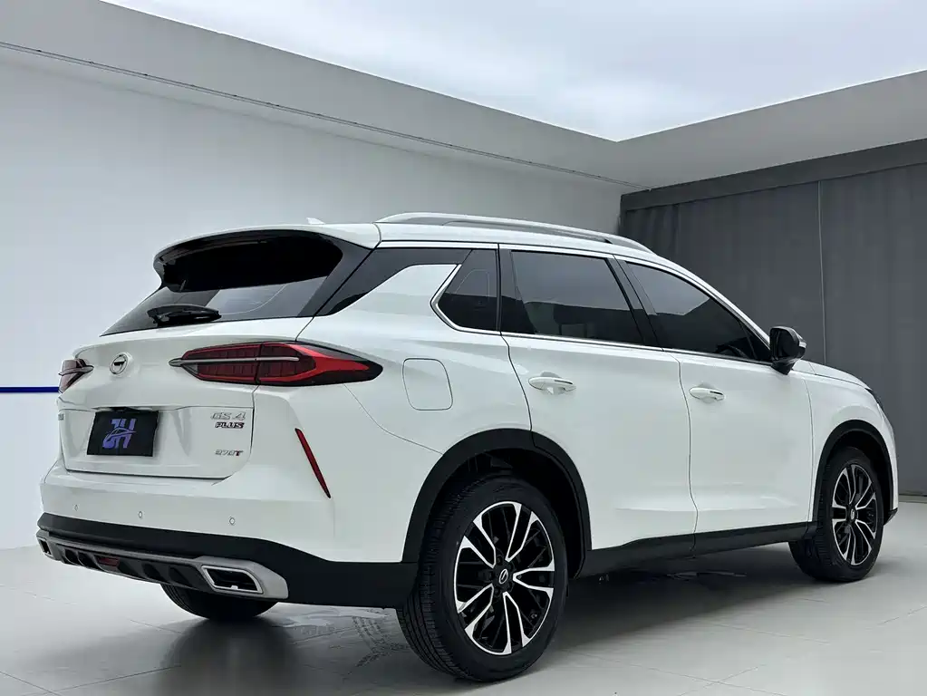 Trumpchi GS4 PLUS 270 T Auto Starry
