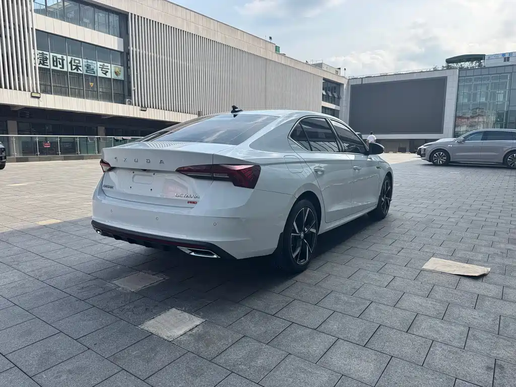 Octavia Facelift PRO TSI280 Premium