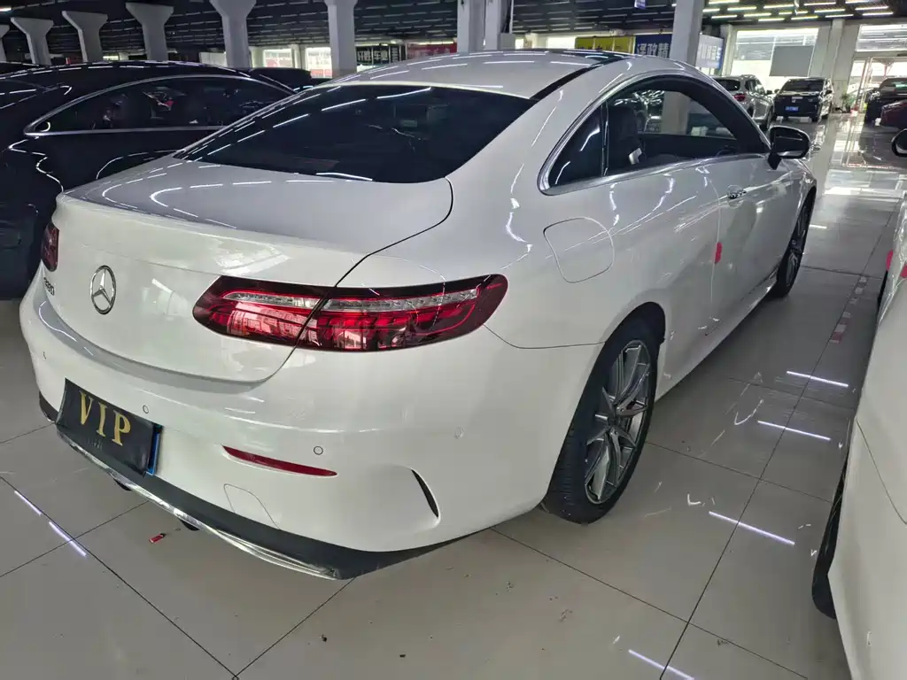 Mercedes-Benz E-Class (Import) E 260 Fashion Sport