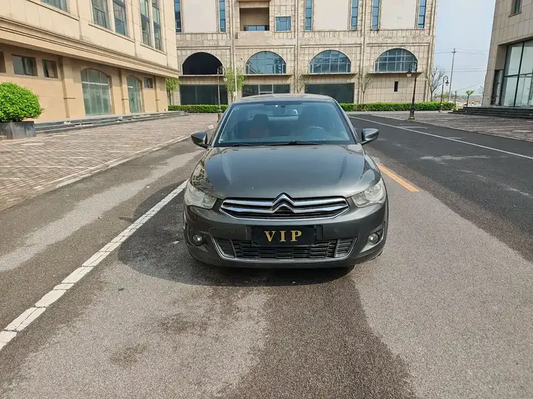 Citroën Elysee 1.6 L Manual Comfort