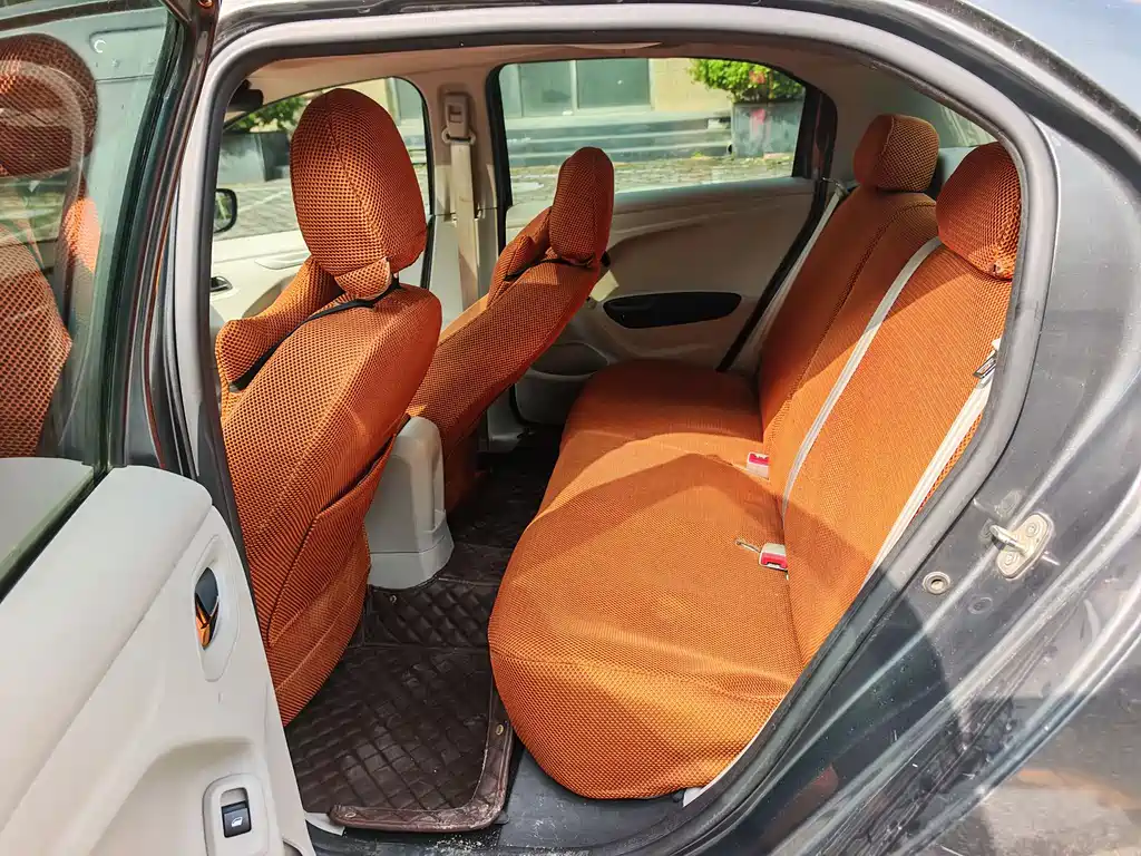 Elysee 1.6 L Manual Comfort