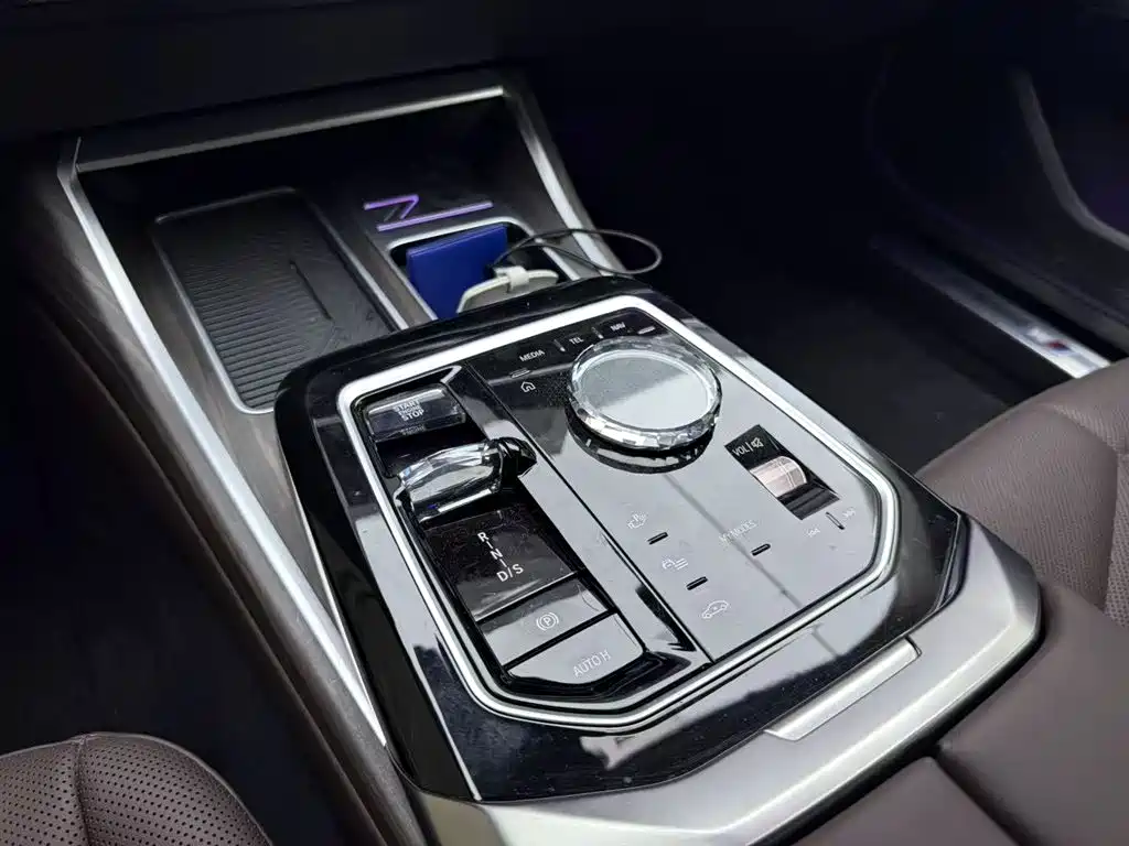 BMW 7 Series 735 Li Luxury Package