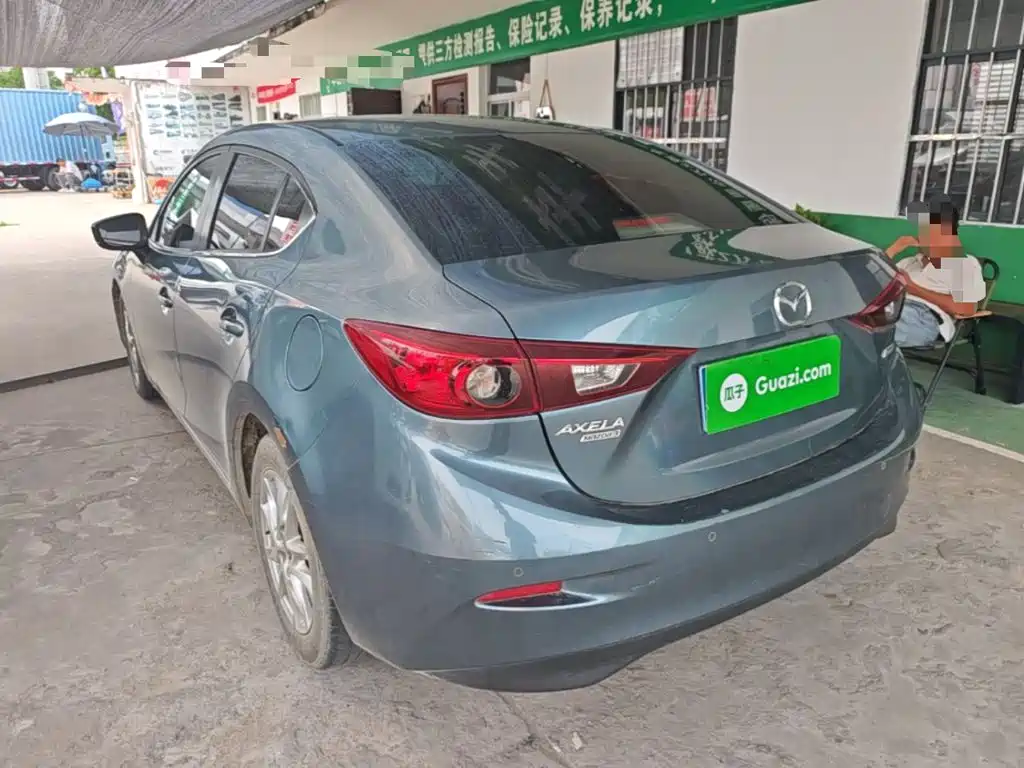 Mazda 3 Axela Sedan 1.5 L Auto Comfort CN-V