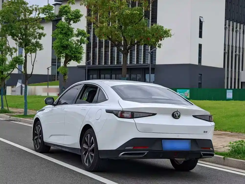 Eado 1.5 T GDI Auto Distinguished
