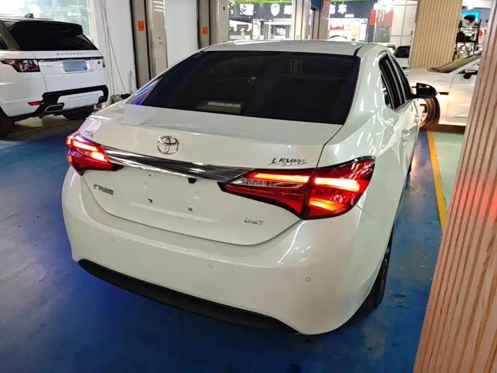 Levin Facelift 185 T CVT Elite CN-V