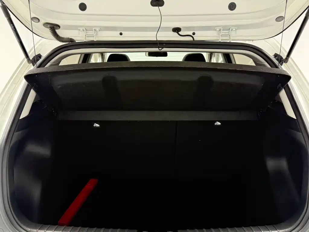 Stonic 1.4 L CVT Fun Enjoyment Sunroof
