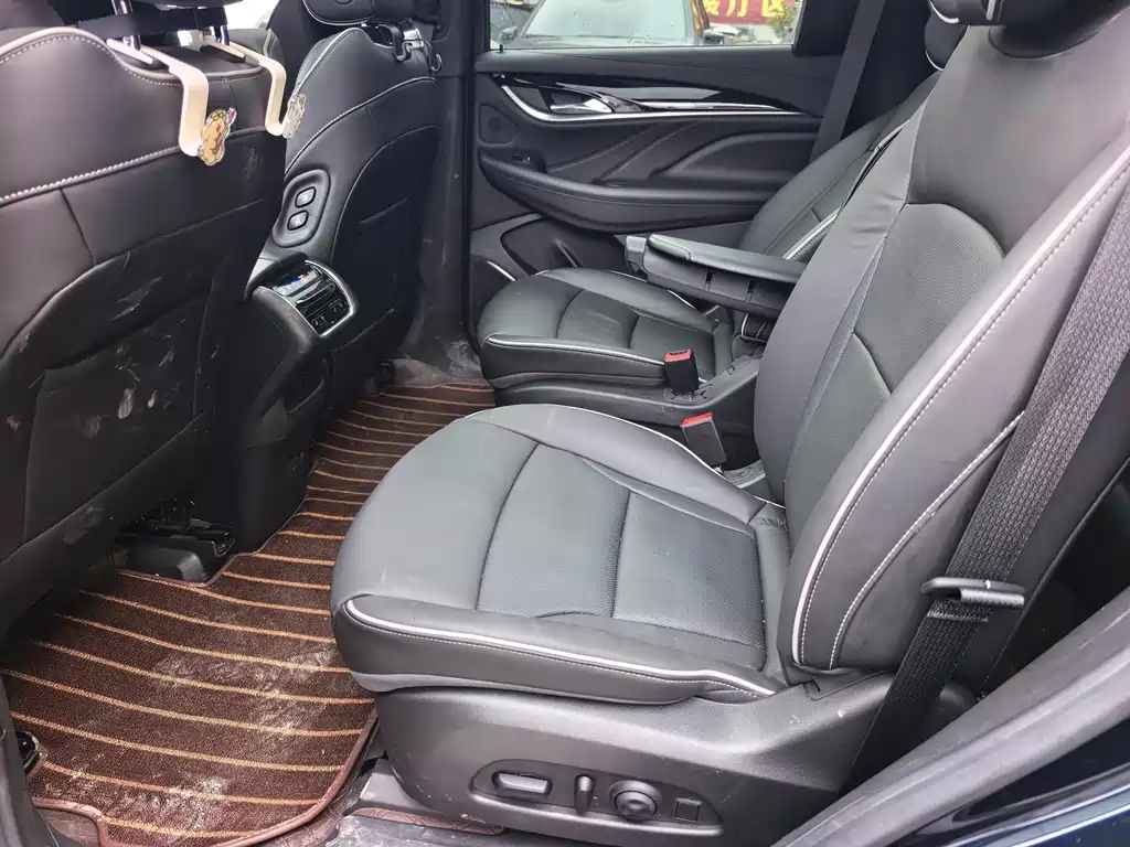 Enclave 652 T 4 WD Premium Flagship 6-seat