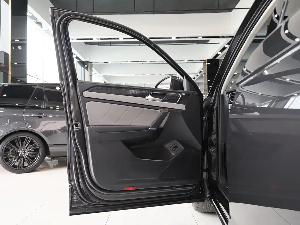 Tayron 280 TSI 2 WD Luxury Plus Advanced