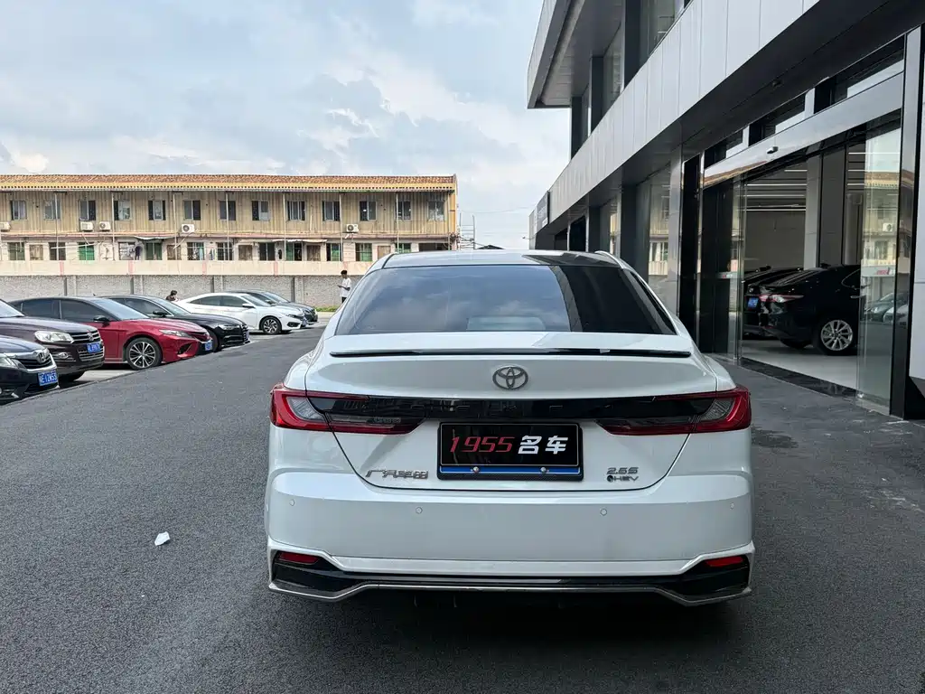Camry Dual Engine 2.0 HXS Sport Plus