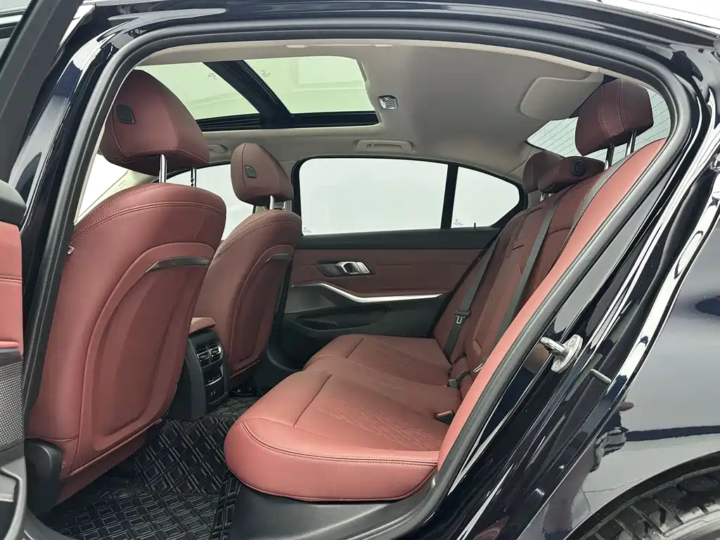 BMW 3 Series 320 Li M Sport Package