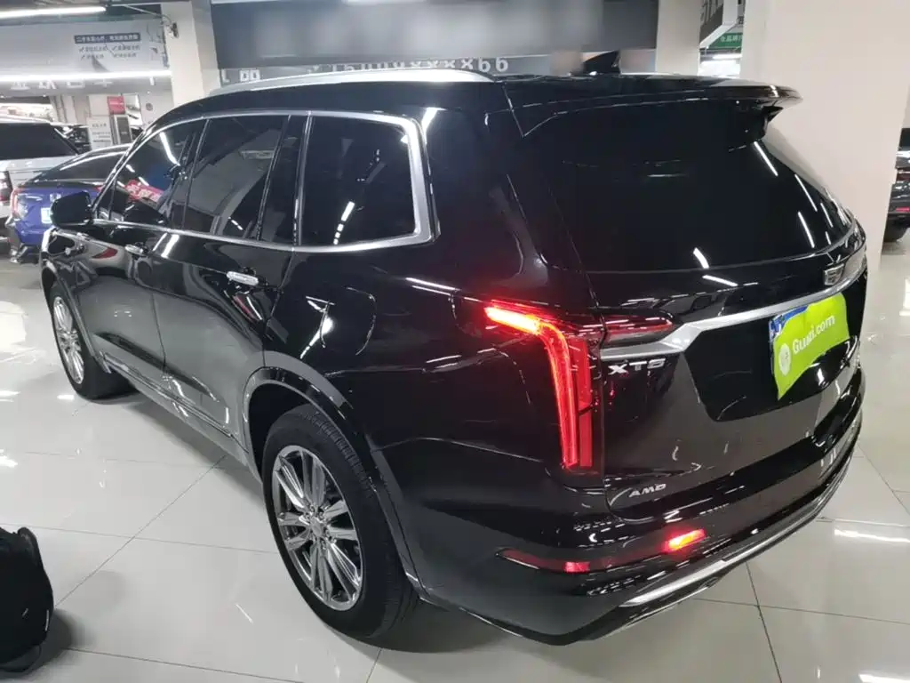 Cadillac XT6 2.0 T 6-seat 4 WD Luxury