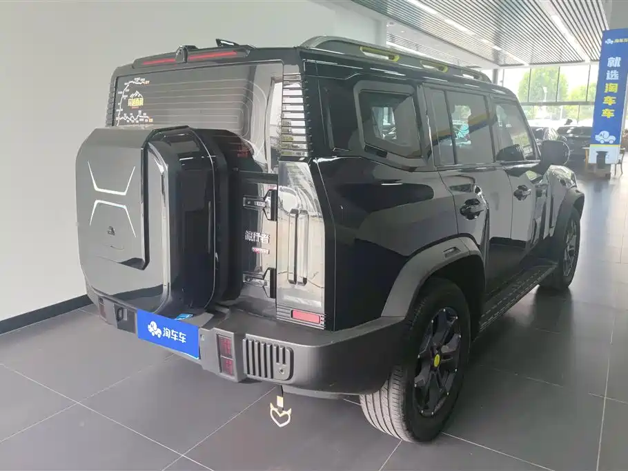 Jetour Traveller 2.0 T 4 WD Cross PRO