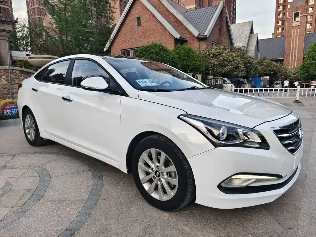 Mistra 1.8 L Auto Intelligent GLS