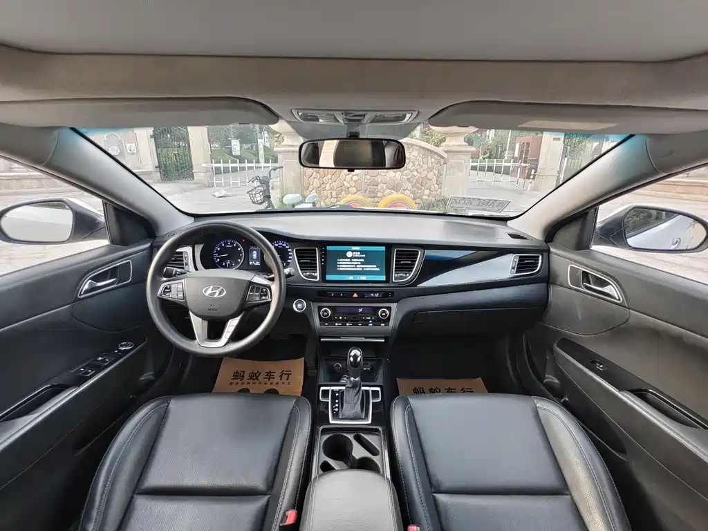 Mistra 1.8 L Auto Intelligent GLS