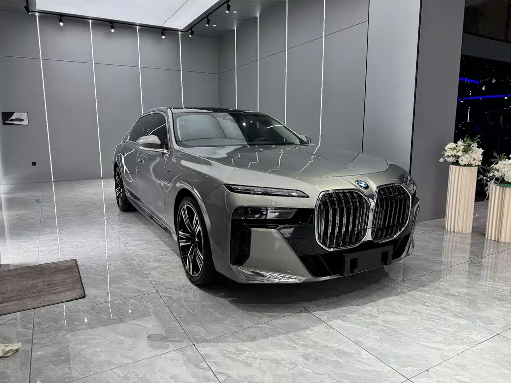 BMW 7 Series 740 Li Leading M Sport Package