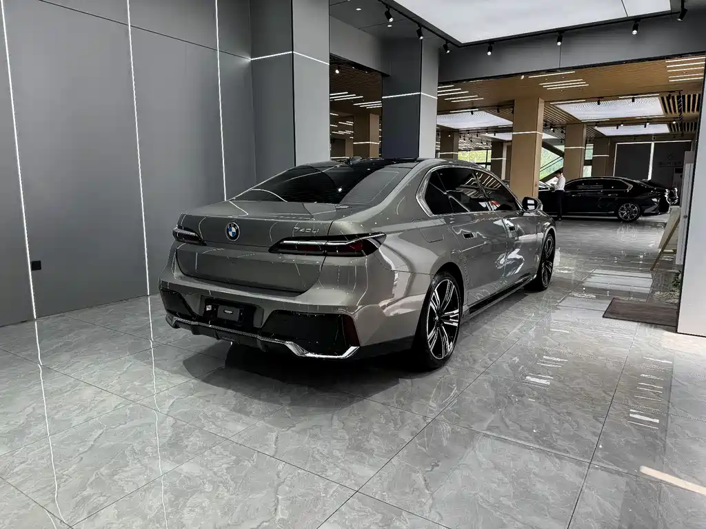 BMW 7 Series 740 Li Leading M Sport Package