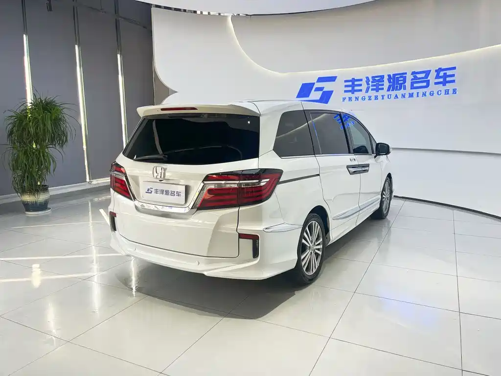 Elysion 2.4 L Supreme