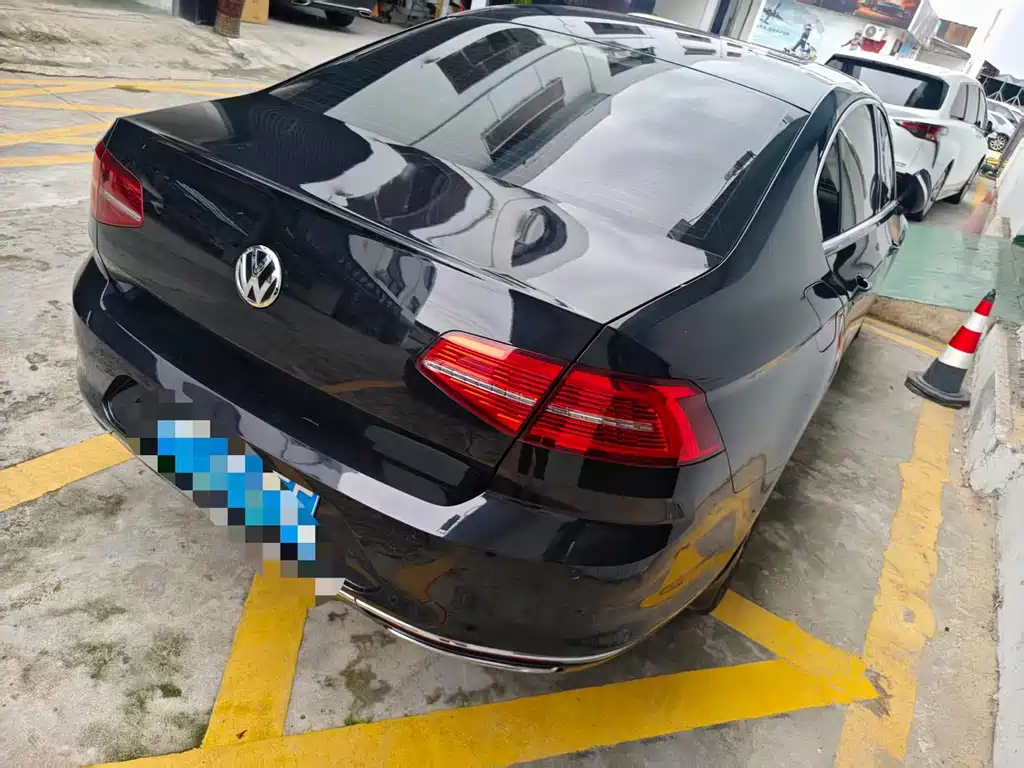 Magotan 330 TSI DSG Luxury