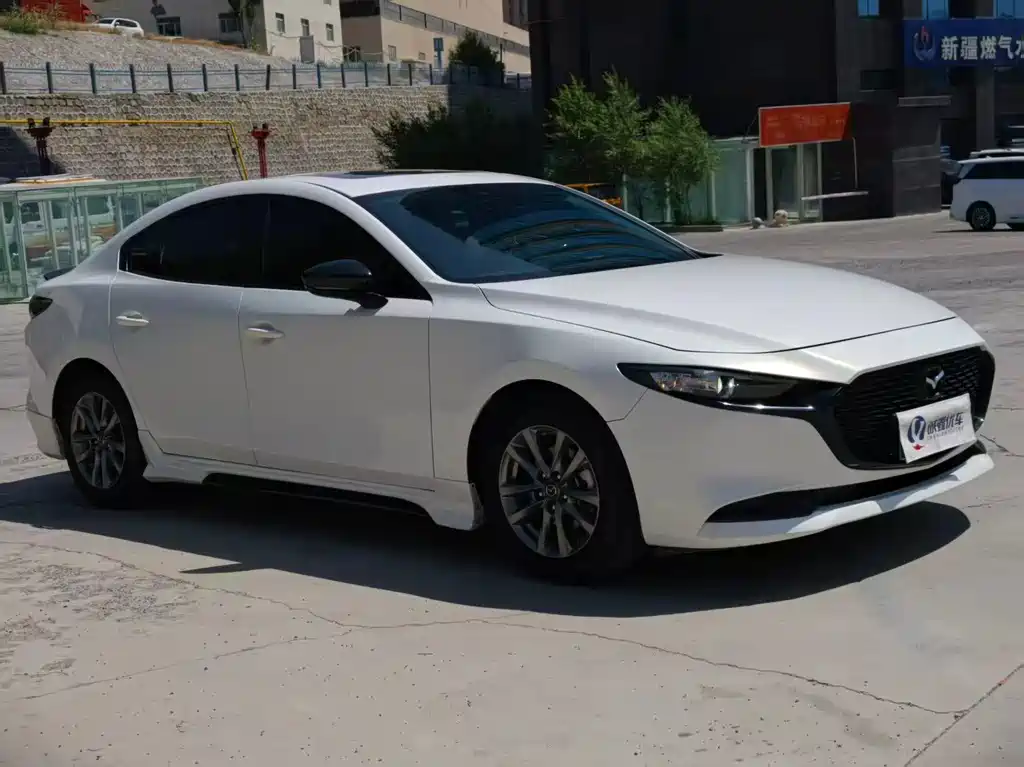 Mazda 3 Axela 1.5 L Auto Quality Joy Sunroof