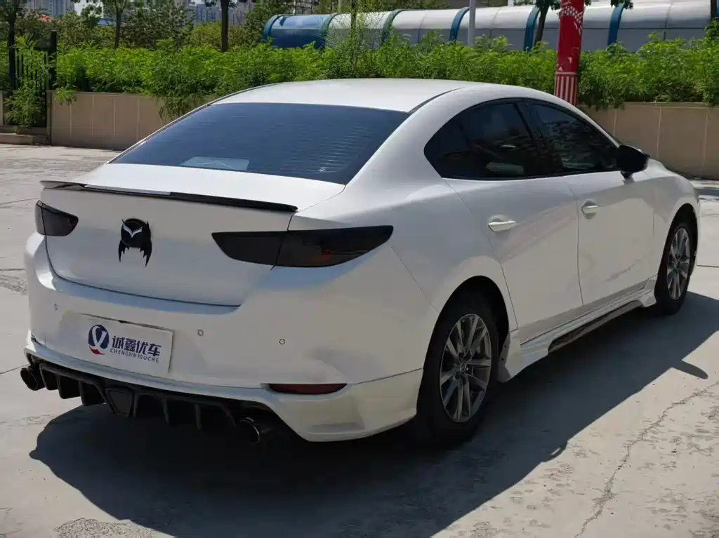 Mazda 3 Axela 1.5 L Auto Quality Joy Sunroof