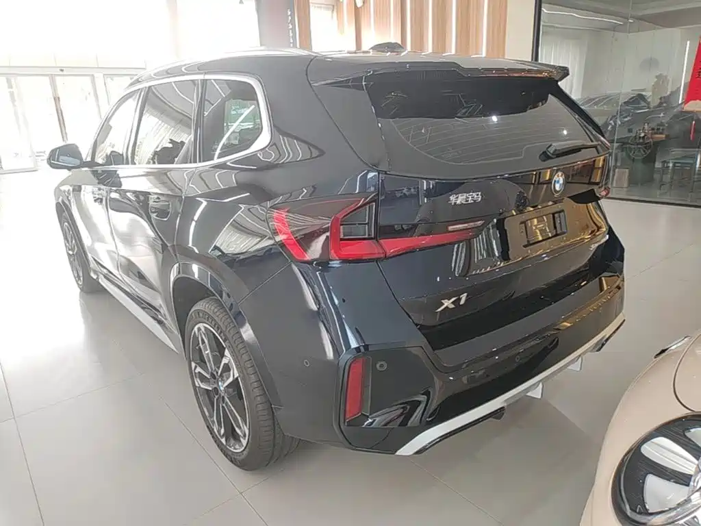 BMW X1 sDrive25 Li M Sport Package