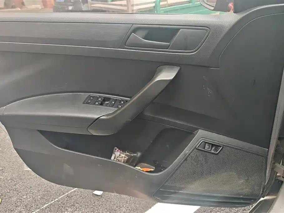 Rapid 1.4 L Manual Joy Select
