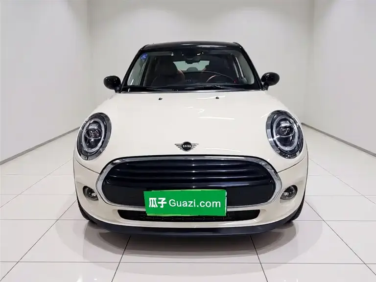 MINI 1.5 T COOPER Classic 5-door