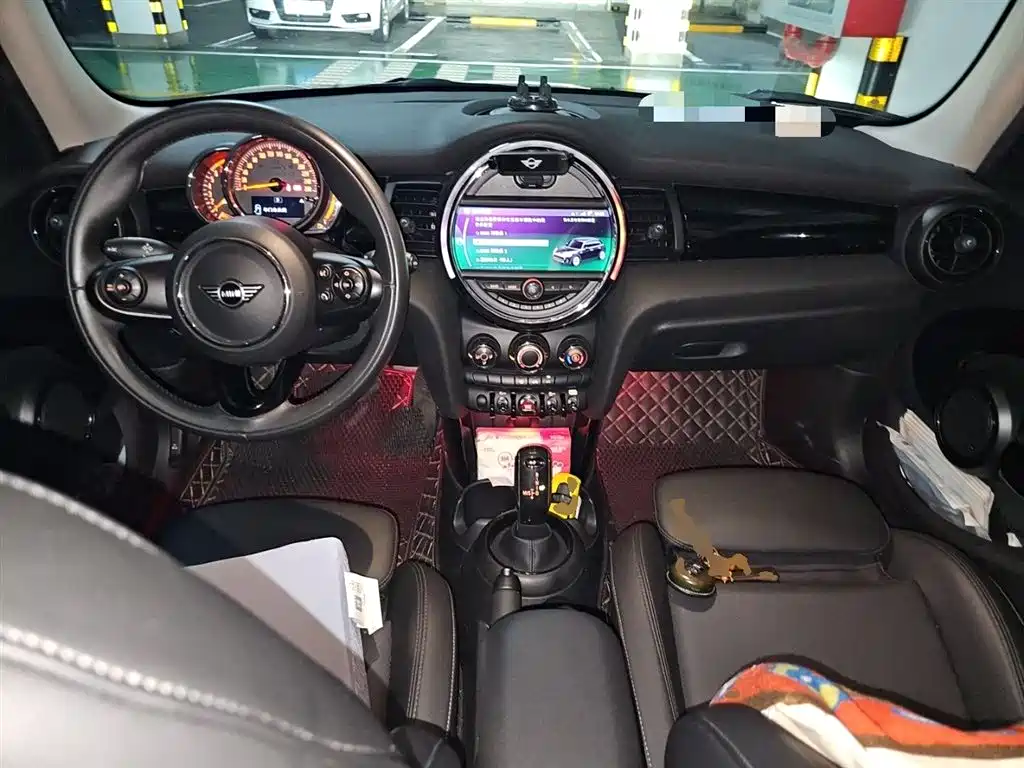 MINI 1.5 T COOPER Classic 5-door