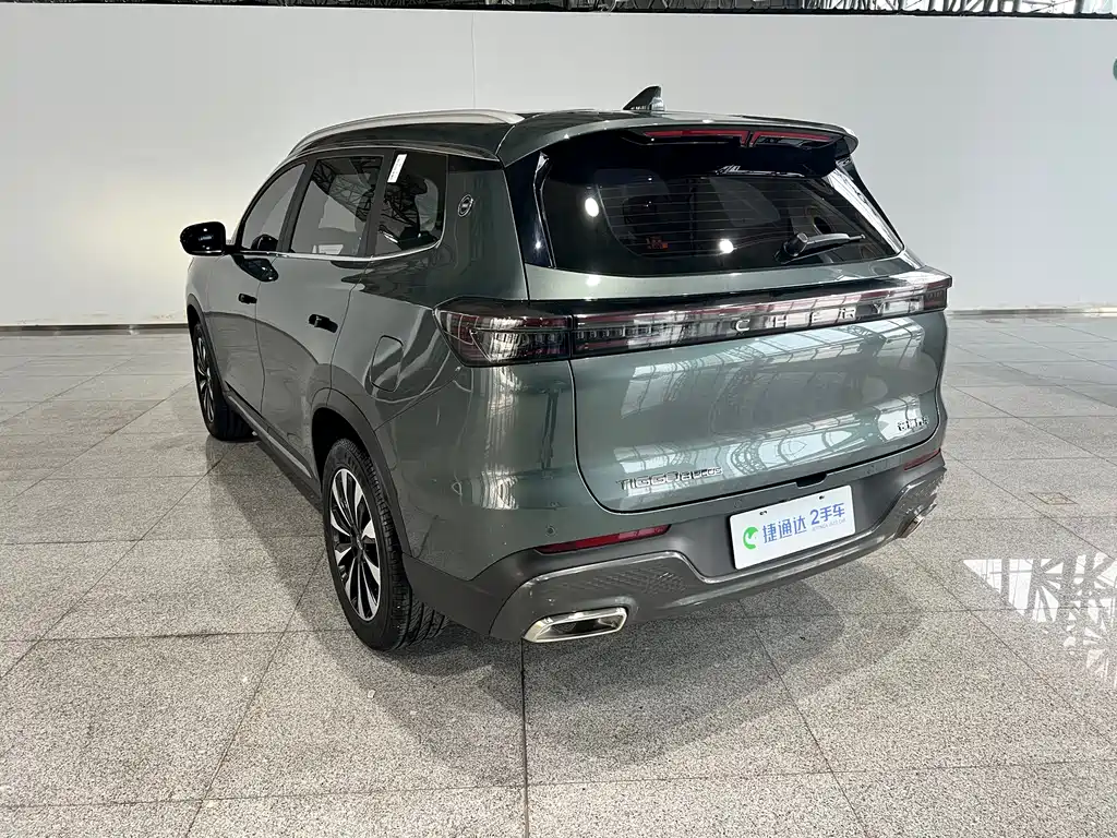 Tiggo 8 PLUS 瑞虎8 PLUS 2025款 290 TGDI DCT尊贵版
