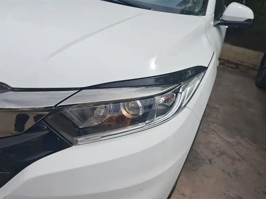 Vezel 220 TURBO CVT Elite