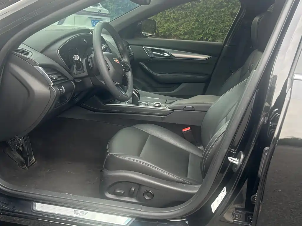 Cadillac CT5 28 T Luxury