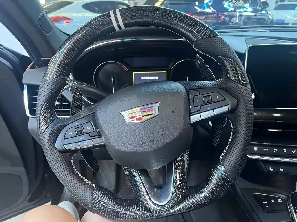 Cadillac CT5 28 T Style
