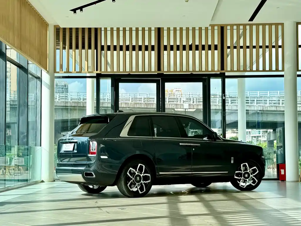 Cullinan 4-seat