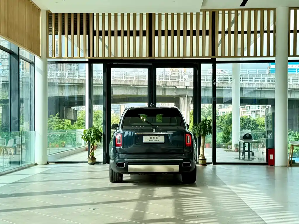 Cullinan 4-seat