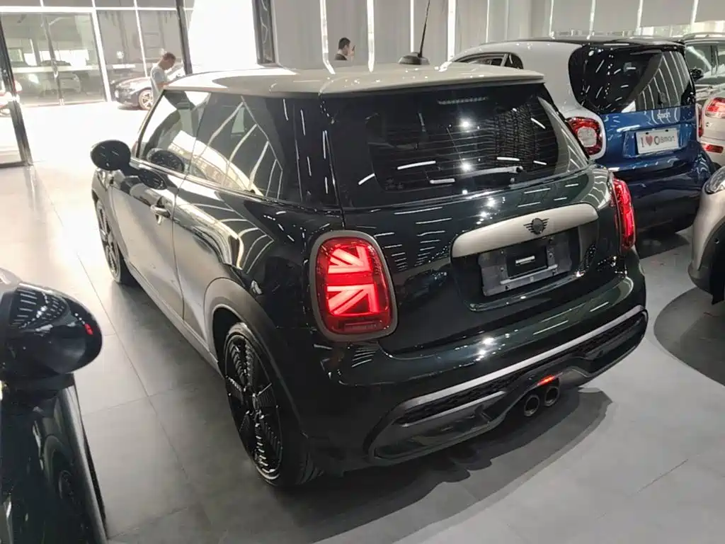MINI 2.0 T COOPER S Obsession Special Edition